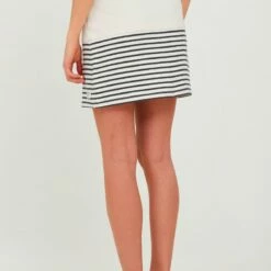 Oxmo OXPIPPA - Minifalda - Insignia B , Mujer -Oxmo tienda en línea 0bbb9fdf6fb24283838797a78d744eb2