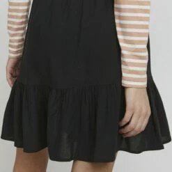 Oxmo OXEIRA - Falda Acampanada - Black , Mujer -Oxmo tienda en línea 0c26312e61624971989c1a947335742c