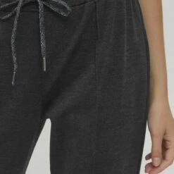 Oxmo OXHELLAS - Pantalones Deportivos - Dark Grey Melange, Mujer -Oxmo tienda en línea 0fa2c1546d884f7da43ac3af42788e91