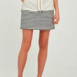 Oxmo OXPIPPA - Minifalda - Black , Mujer