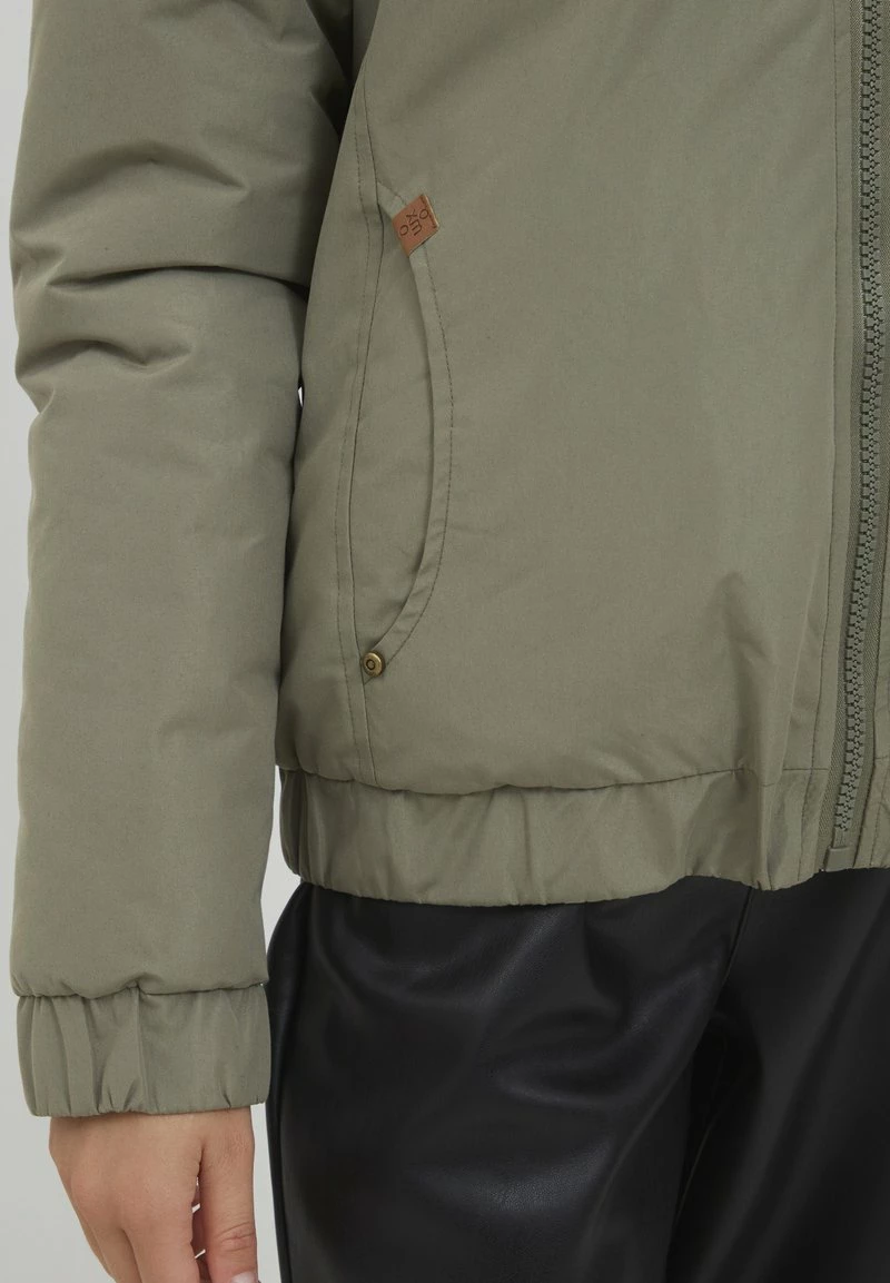 Oxmo OXTANJA - Chaqueta De Entrenamiento - Dusty Olive , Mujer 5 Oxmo OXTANJA - Chaqueta De Entrenamiento - Dusty Olive , Mujer - Imagen 5