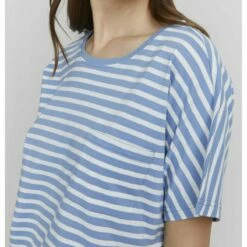 Oxmo OXSTEFFI - Camiseta Estampada - Bel Air Blue , Mujer -Oxmo tienda en línea 31213d7b2fa84b1c8381a4220bbd1aac