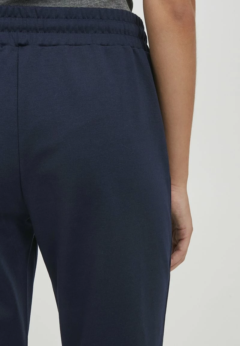 Oxmo OXHELLAS - Pantalones Deportivos - Total Eclipse , Mujer 5 Oxmo OXHELLAS - Pantalones Deportivos - Total Eclipse , Mujer - Imagen 5