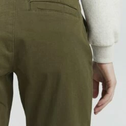 Oxmo PILAR - Pantalones Chinos - Grape Leaf , Mujer 10 Oxmo PILAR - Pantalones Chinos - Grape Leaf , Mujer -Oxmo tienda en línea 35ea89b1ed43436ebee16adf17a01ce3