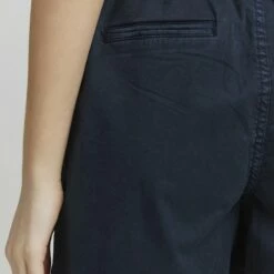 OXMO OXCHAI ME - Shorts - Total Eclipse, Mujer -Oxmo tienda en línea 368c3e0454bc49dfa710cbe78e8a0e79