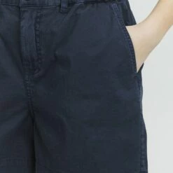 OXMO OXCHAI ME - Shorts - Total Eclipse, Mujer -Oxmo tienda en línea 5af8c99172714f45b4de2a770adfb8a8