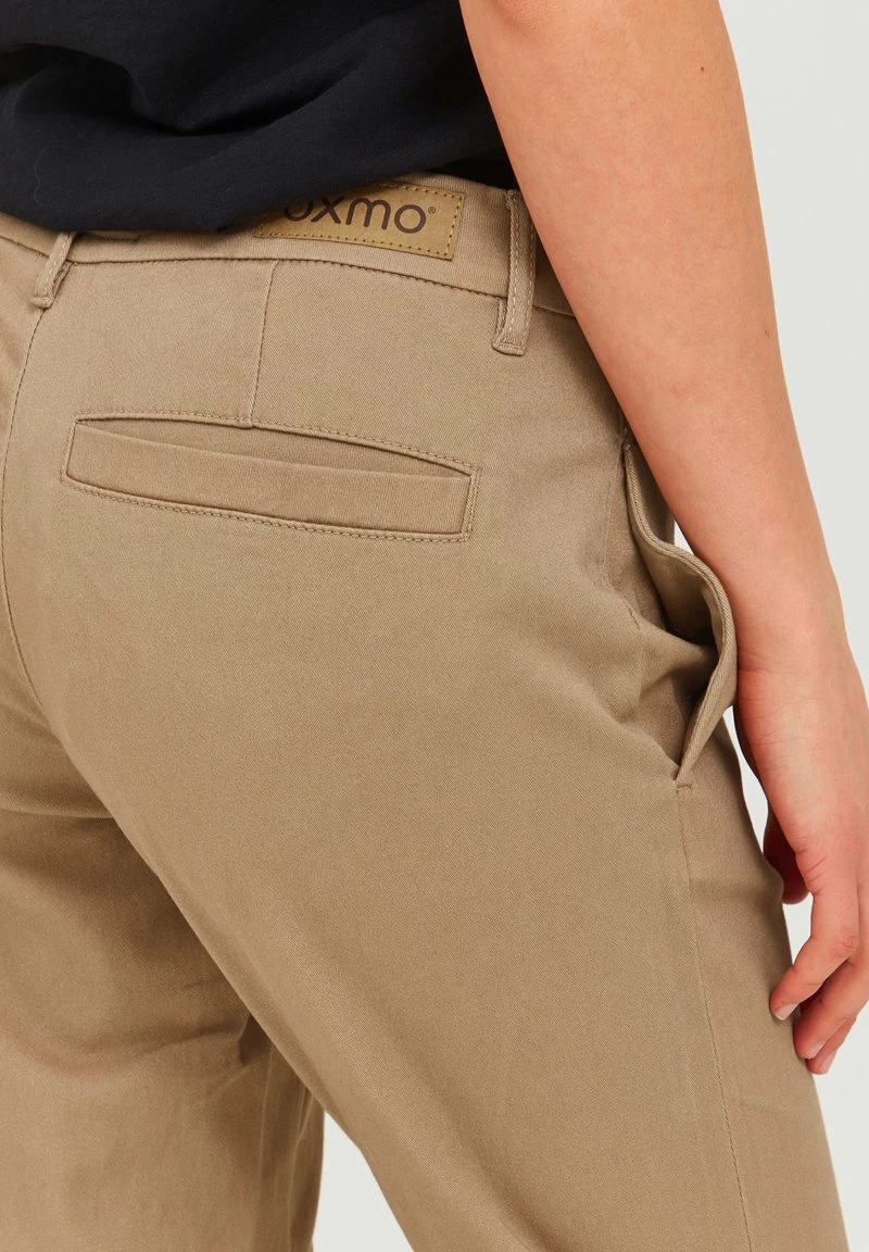 Oxmo OXPILAR - Pantalones Chinos - Silver Mink , Mujer 5 Oxmo OXPILAR - Pantalones Chinos - Silver Mink , Mujer - Imagen 5