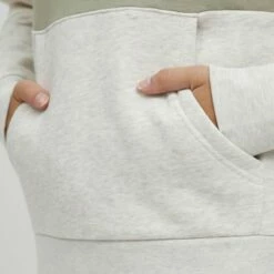 Oxmo OXKATHRINE - Jersey Con Capucha - Seagrass , Mujer -Oxmo tienda en línea 964d18a16eaa4c09afcfe69ea165a921