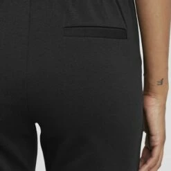 Oxmo OXANITA - Pantalones Deportivos - Black, Mujer -Oxmo tienda en línea a22205c7477d44e1bf09430753b53ae8