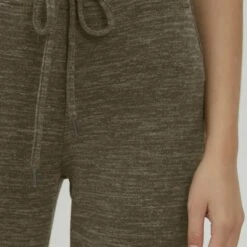 Oxmo OXBERENICE - Pantalones Deportivos - Ivy Green Melange , Mujer -Oxmo tienda en línea a5b2f7b08f1047fb96b9fa20c8a847c5