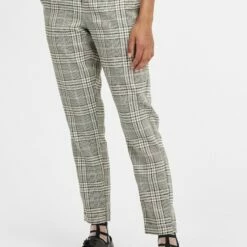 Oxmo OXLIVIA - Pantalones - Monument , Mujer