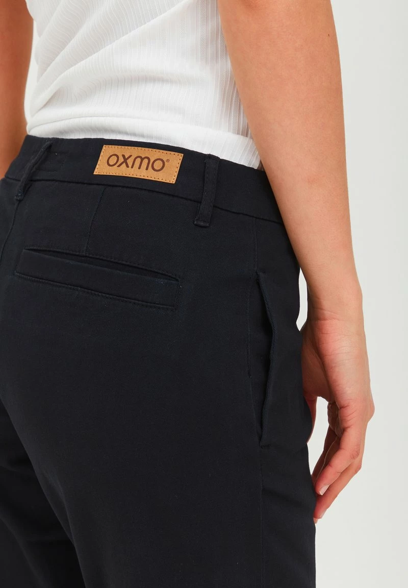 Oxmo OXPILAR - Pantalones Chinos - Black , Mujer 5 Oxmo OXPILAR - Pantalones Chinos - Black , Mujer - Imagen 5
