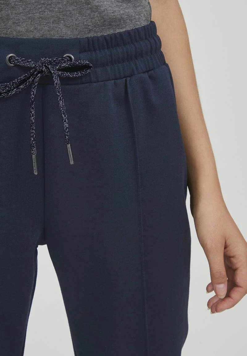 Oxmo OXHELLAS - Pantalones Deportivos - Total Eclipse , Mujer 4 Oxmo OXHELLAS - Pantalones Deportivos - Total Eclipse , Mujer - Imagen 4