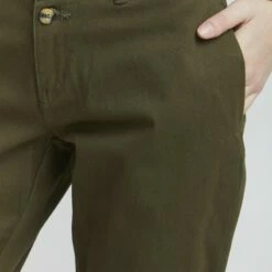 Oxmo PILAR - Pantalones Chinos - Grape Leaf , Mujer 9 Oxmo PILAR - Pantalones Chinos - Grape Leaf , Mujer -Oxmo tienda en línea c94e045a8a8d4b13bf40f75db4984275