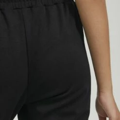 Oxmo OXHELLAS - Pantalones Deportivos - Black , Mujer -Oxmo tienda en línea cf2146555c8343aab64fe340c99dd42e