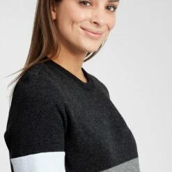 Oxmo OXOMAYA - Sudadera - Black , Mujer -Oxmo tienda en línea e1f1908a3bac44b8b0f9a1cfc535c9b1