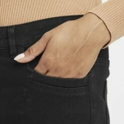 Oxmo OXIRABELLE - Vaqueros Slim Fit - Black, Mujer -Oxmo tienda en línea f2813dad6e1d44f9b7255e7b906de40e