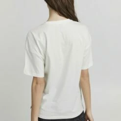 Oxmo PINALA - Camiseta Básica - Cloud Dancer , Mujer -Oxmo tienda en línea fe8c07698eb64f24b6cbe7460698cbac